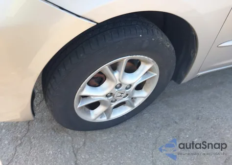 2004 Toyota Sienna Xle Limited z USA, uszkodzony, nr VIN 5TDBA22C84S021836